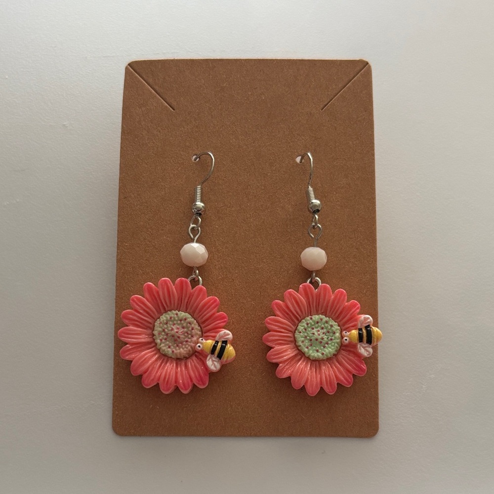 Fashion Jewelry Pink Flower and Bee Drop Earrings
